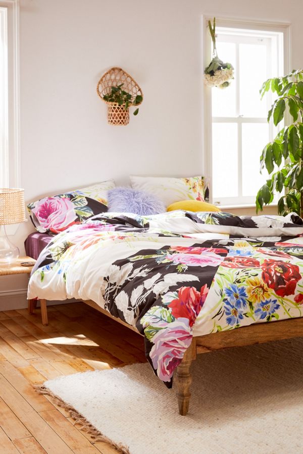 Esther Floral Duvet Cover Set Urban Outfitters Uk