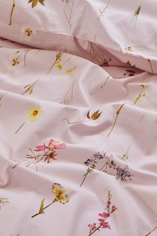 Slide View: 3: Florence Pink Pressed Flowers Duvet Set