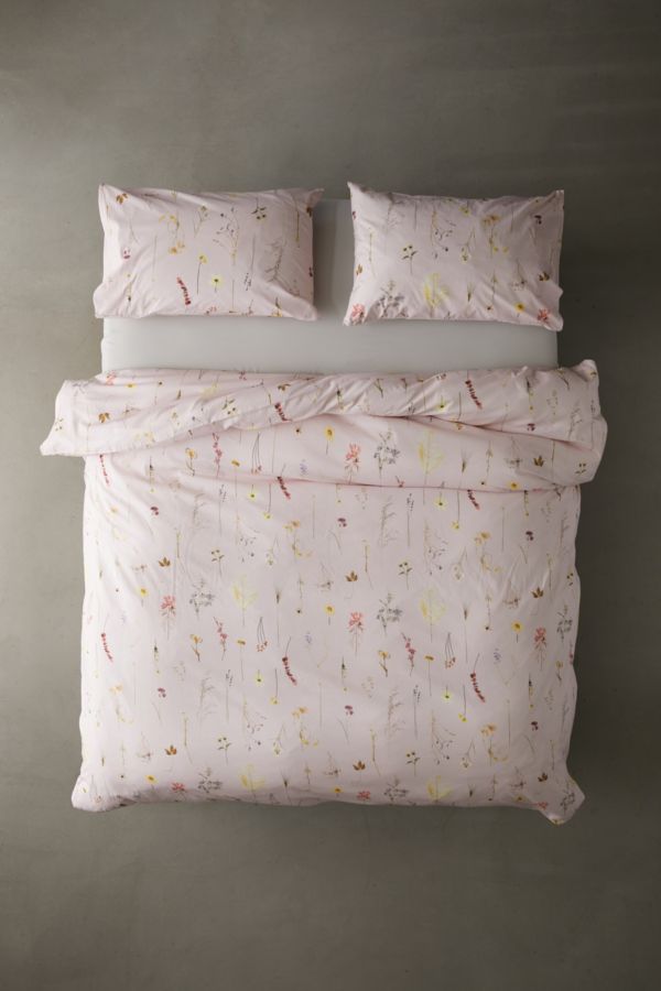 Slide View: 5: Florence Pink Pressed Flowers Duvet Set