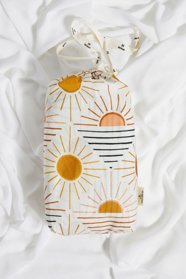 Slide View: 5: Geo Sun Duvet Set