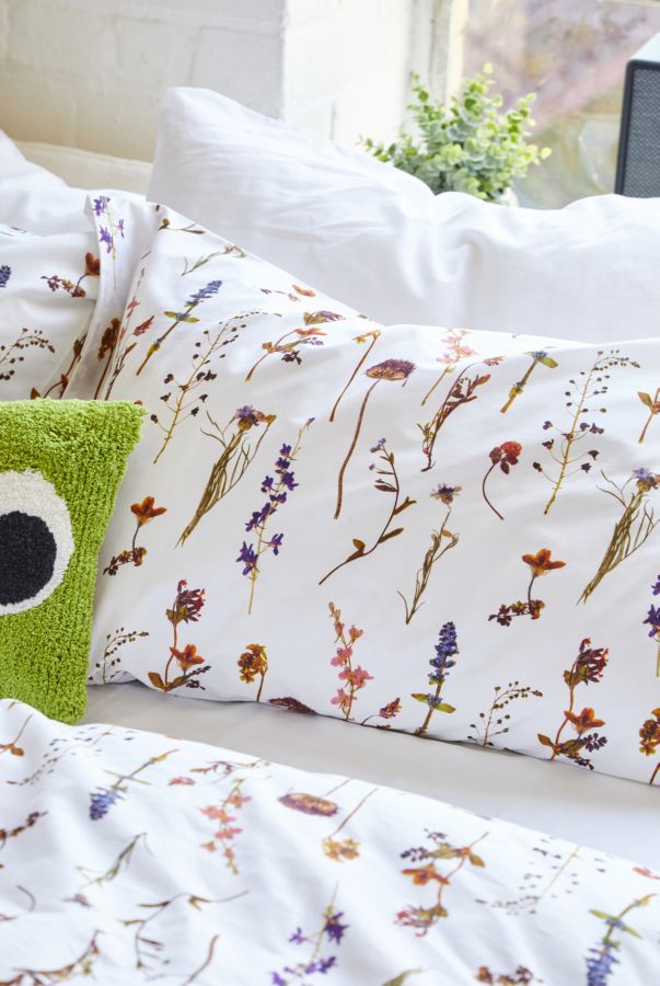 Vista diapositiva: 3: Pressed Flower Duvet Set 