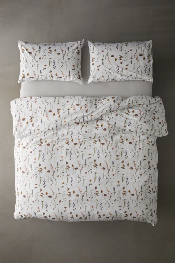 Vista diapositiva: 6: Pressed Flower Duvet Set 