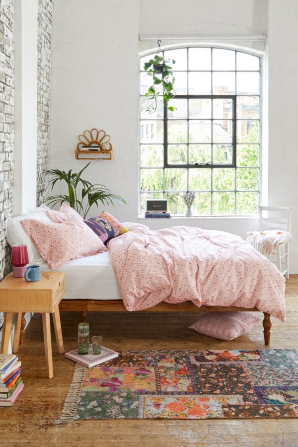 Slide View: 2: Rosie Floral Duvet Set 