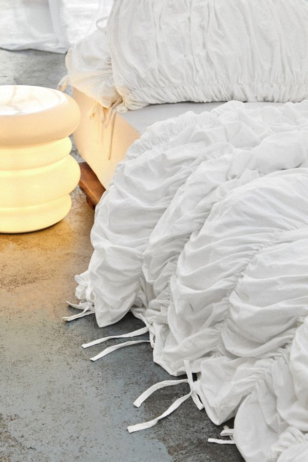 Slide View: 3: White Cinched Duvet Set