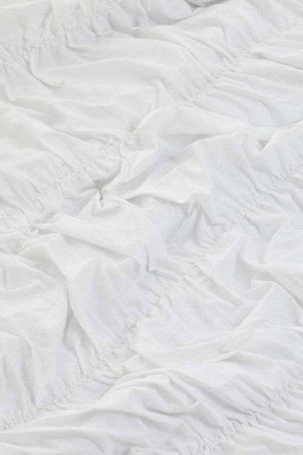 Slide View: 6: White Cinched Duvet Set