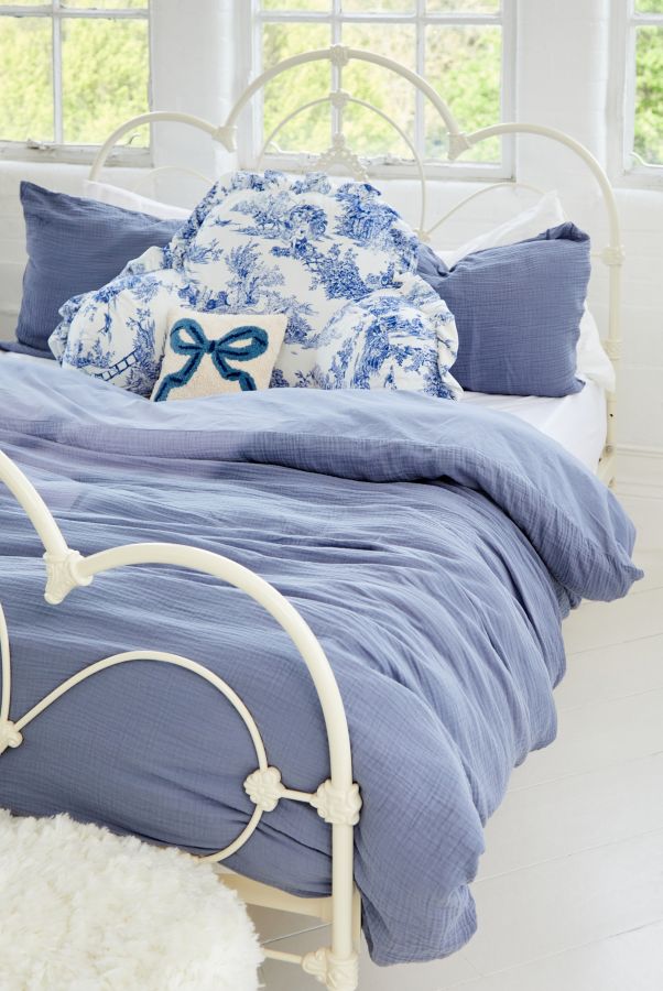 Slide View: 3: Washed Denim Crinkle Duvet Set