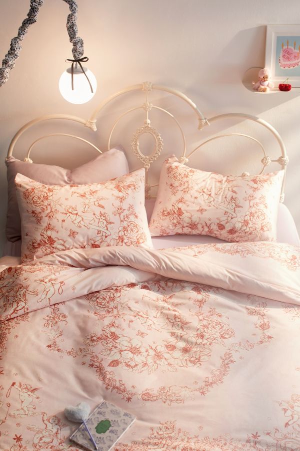 Slide View: 2: Cherub Duvet Set