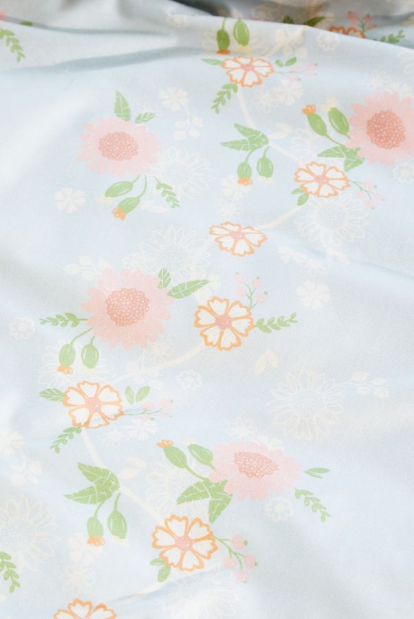 Slide View: 3: Daisy Chain Duvet Set