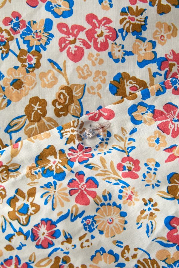 Slide View: 4: Abigail Floral Duvet Set