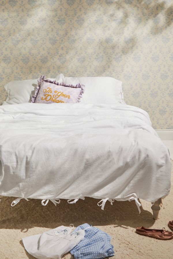 Slide View: 1: Cotton-Linen Bow Duvet Set