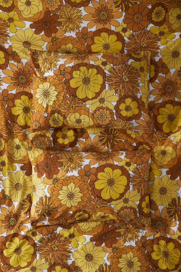 Slide View: 5: Vera Yellow Floral Duvet Set