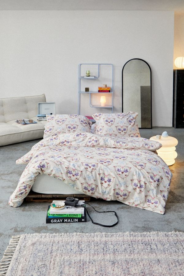 Slide View: 1: Double Love Birds Duvet Set