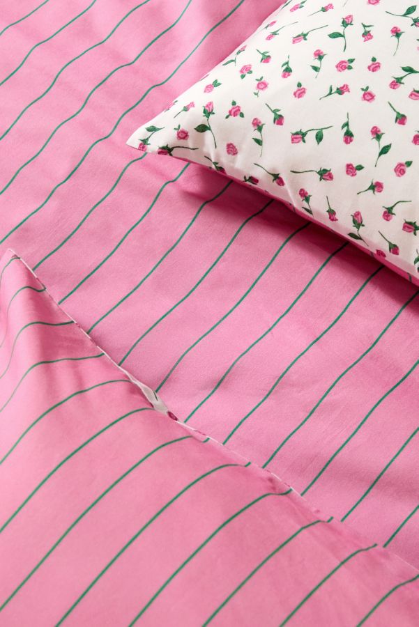 Slide View: 6: Pink & Green Stripe Rosebud Reversible Duvet Set