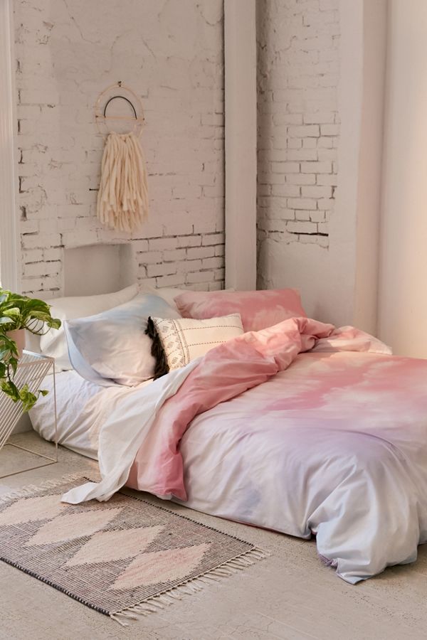 Dreamy Duvet Cover Set Urban Outfitters Uk