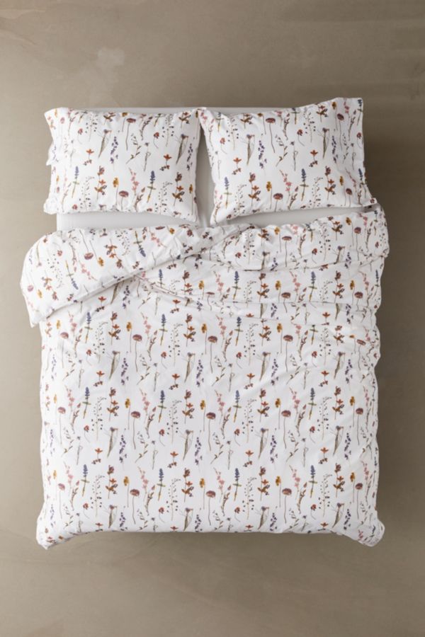 Pressed Flowers Duvet Cover Set Urban Outfitters Uk