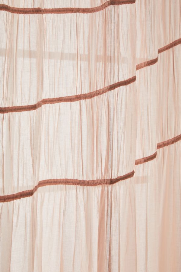 Slide View: 2: Pink Gathered Chiffon Curtain