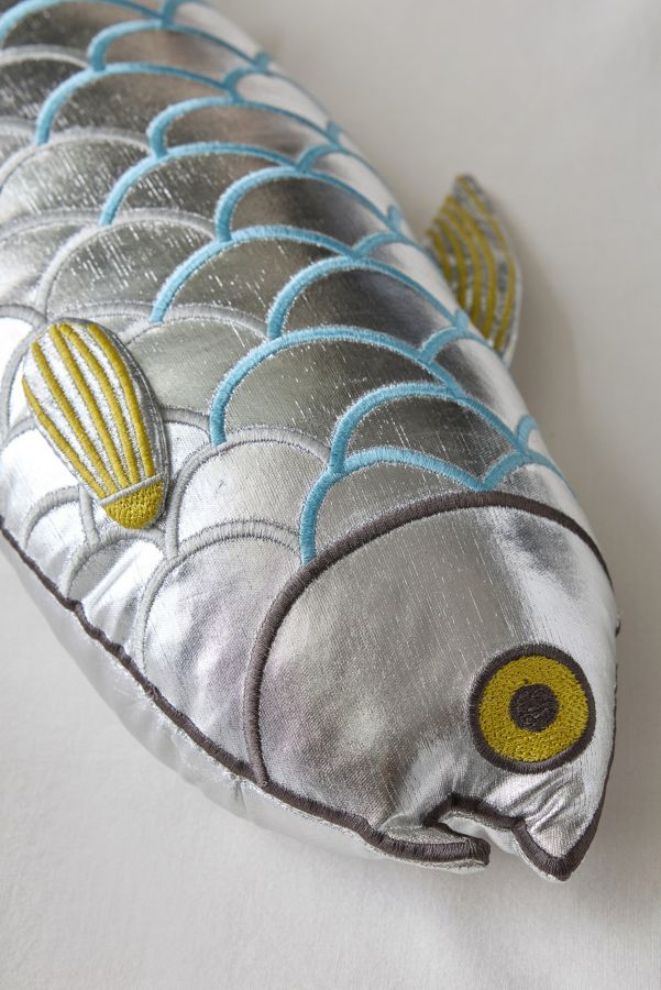 Slide View: 3: Coussin en Forme de Sardine