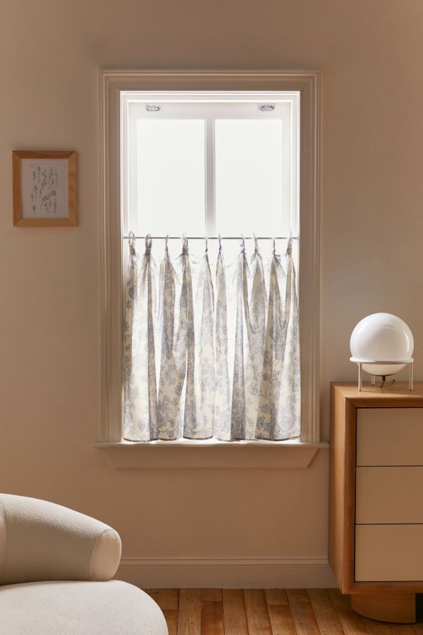 Slide View: 1: Blue Toile Curtain