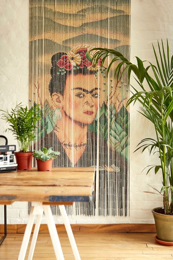 Boho Vorhang Aus Bambus Mit Print Und Perlen Urban Outfitters De