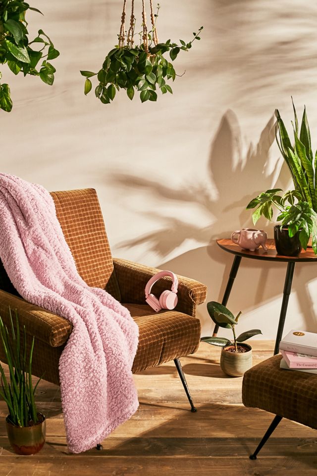 Amped Fleece Throw Blanket Urban Outfitters UK