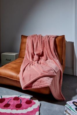 Pink Faux Fur Throw Blanket