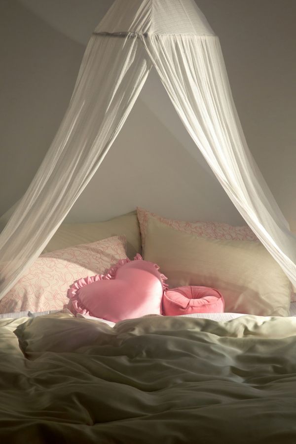 Slide View: 1: Chloe Guaze Bed Canopy