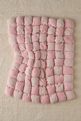 Rose Sherpa Puff Throw
