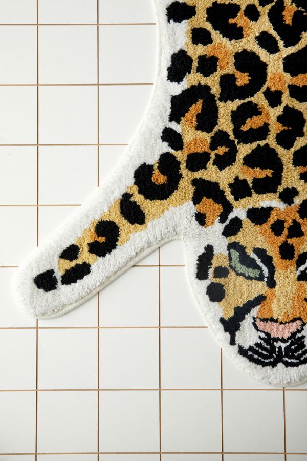 Slide View: 4: Leopard Bath Mat