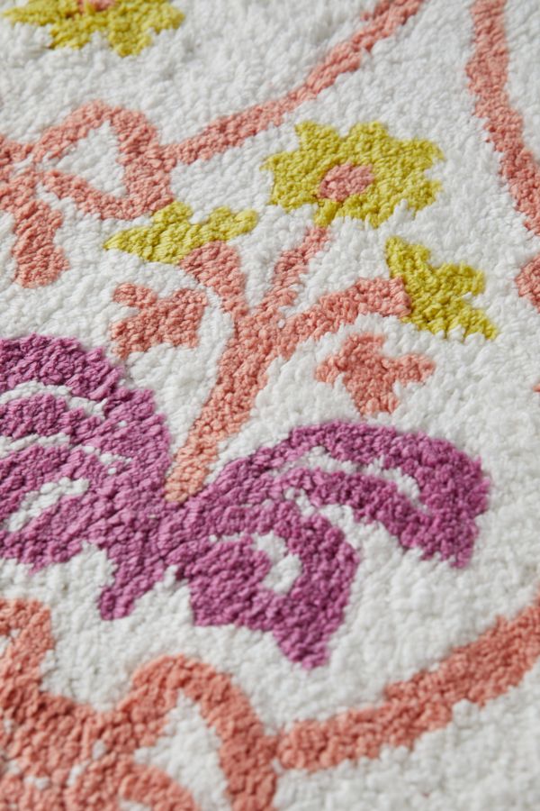 Vista diapositiva: 3: Damask Pink Bow Bath Mat