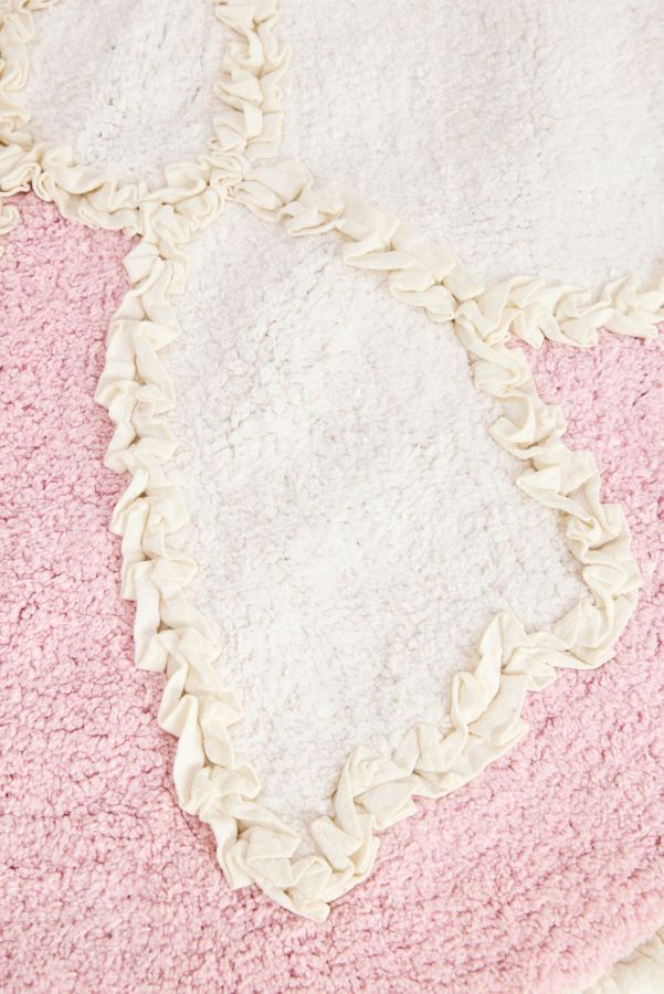 Slide View: 2: Ruffle Bow Bath Mat