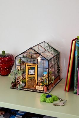 Rolife DIY Miniature House Cathy's Flower House