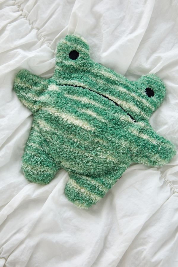 Vista de diapositivas: 3: Huggable UO Exclusive Grumpy Frog Cooling & Heating Pad