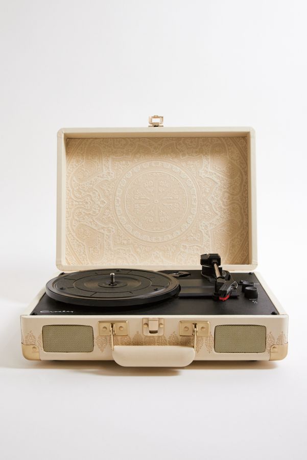 Vista de diapositivas: 4: Crosley UO Exclusive Geometric Cruiser Vinyl Record Player With Bluetooth Input & Output