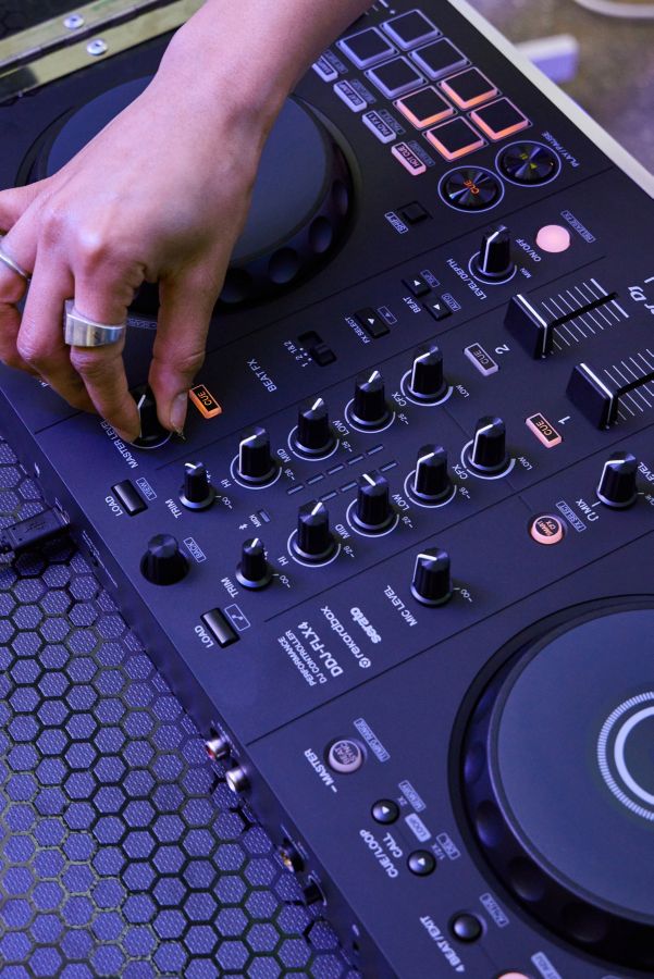 Slide View: 2: Pioneer DJ DDJ-FLX4 DJ Controller 