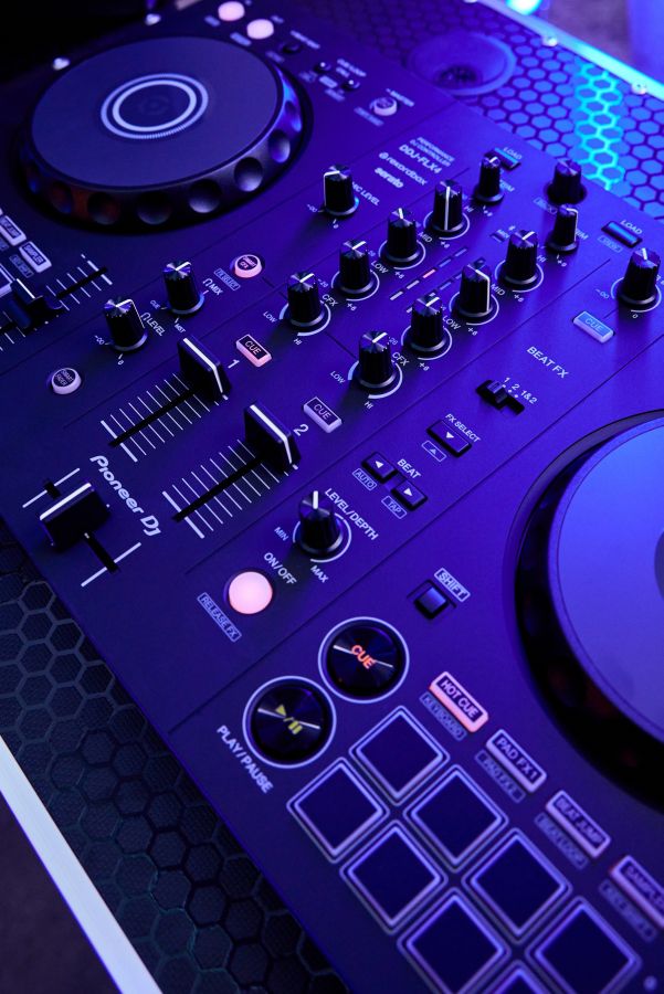 Slide View: 5: Pioneer DJ DDJ-FLX4 DJ Controller 