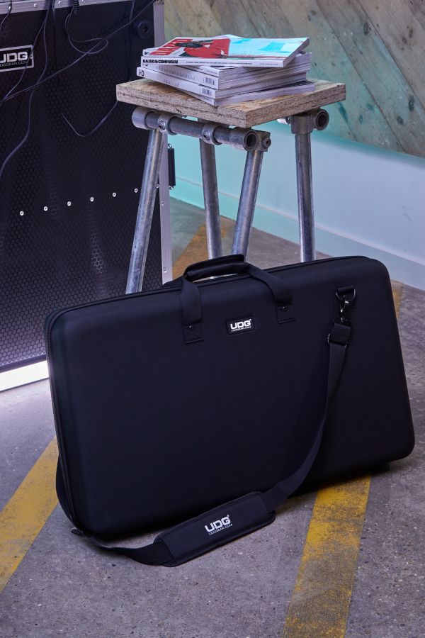 Vista diapositiva: 3: UDG Pioneer DJ-FLX6 GT Custodia rigida