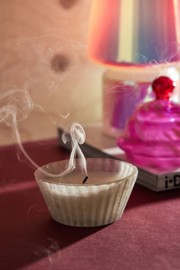 Slide View: 2: Cupcake Candle 