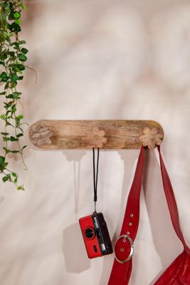 Natural Daisy Wooden Wall Hook 