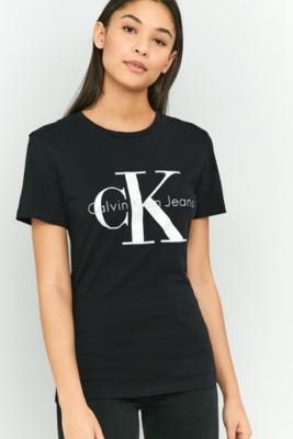 calvin klein shrunken t shirt