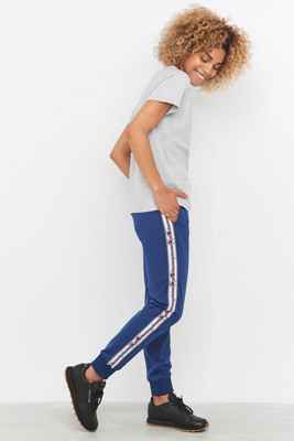 champion logo stripe tracksuit