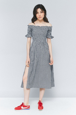 urban outfitters off the shoulder dress