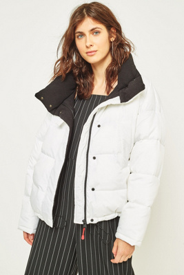 urban outfitters white jacket