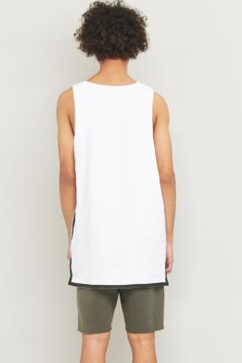 urban outfitters khaki shorts
