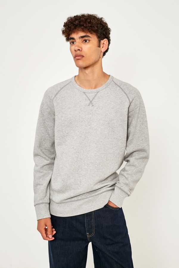 Levi’s Grey Classic Crewneck Sweatshirt | Urban Outfitters UK