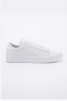 adidas court vantage urban outfitters