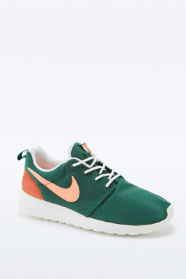 nike roshe run retro