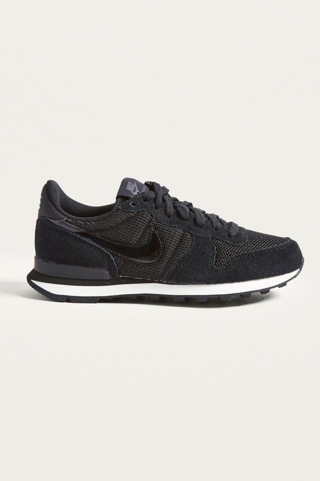 internationalist nike trainers