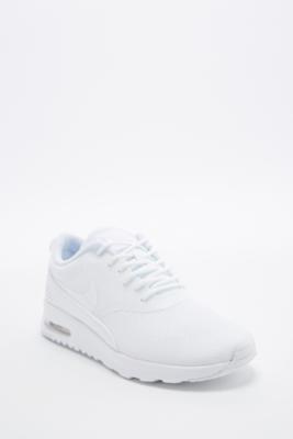 urban outfitters air max thea