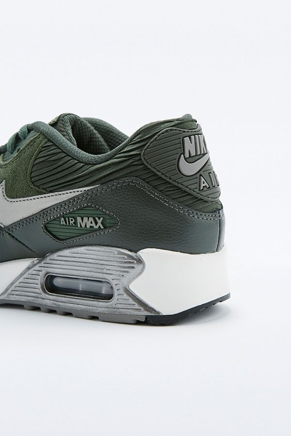 Nike WMNS Air Max 90 Leather Carbon Green Sneaker Bar Detroit Nike WMNS Air Max 90 Leather Carbon Green Sneaker Bar Detroit