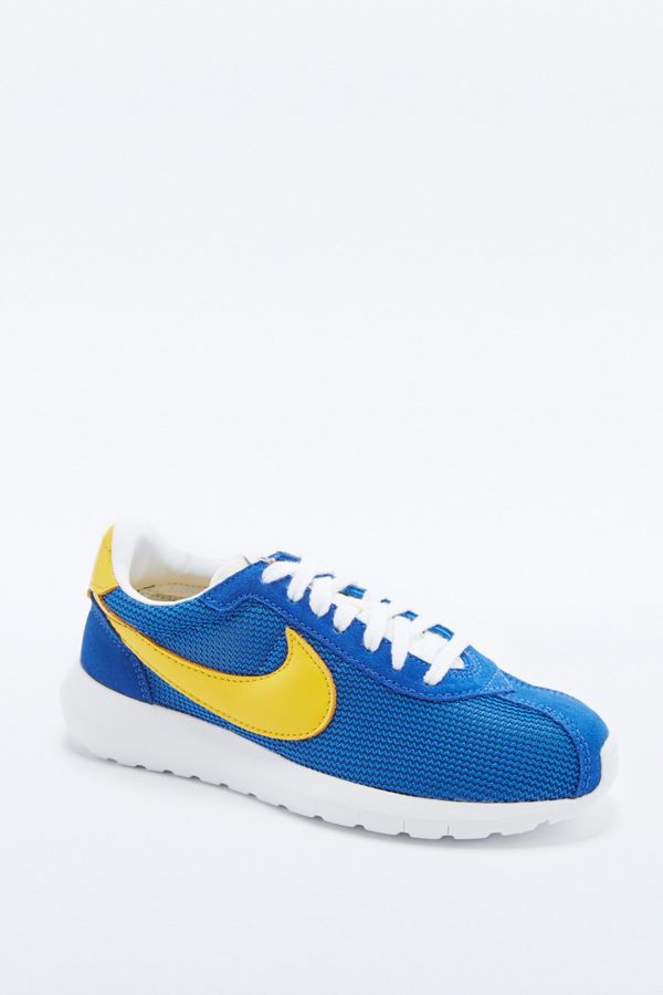 nike trainers blue and yellow